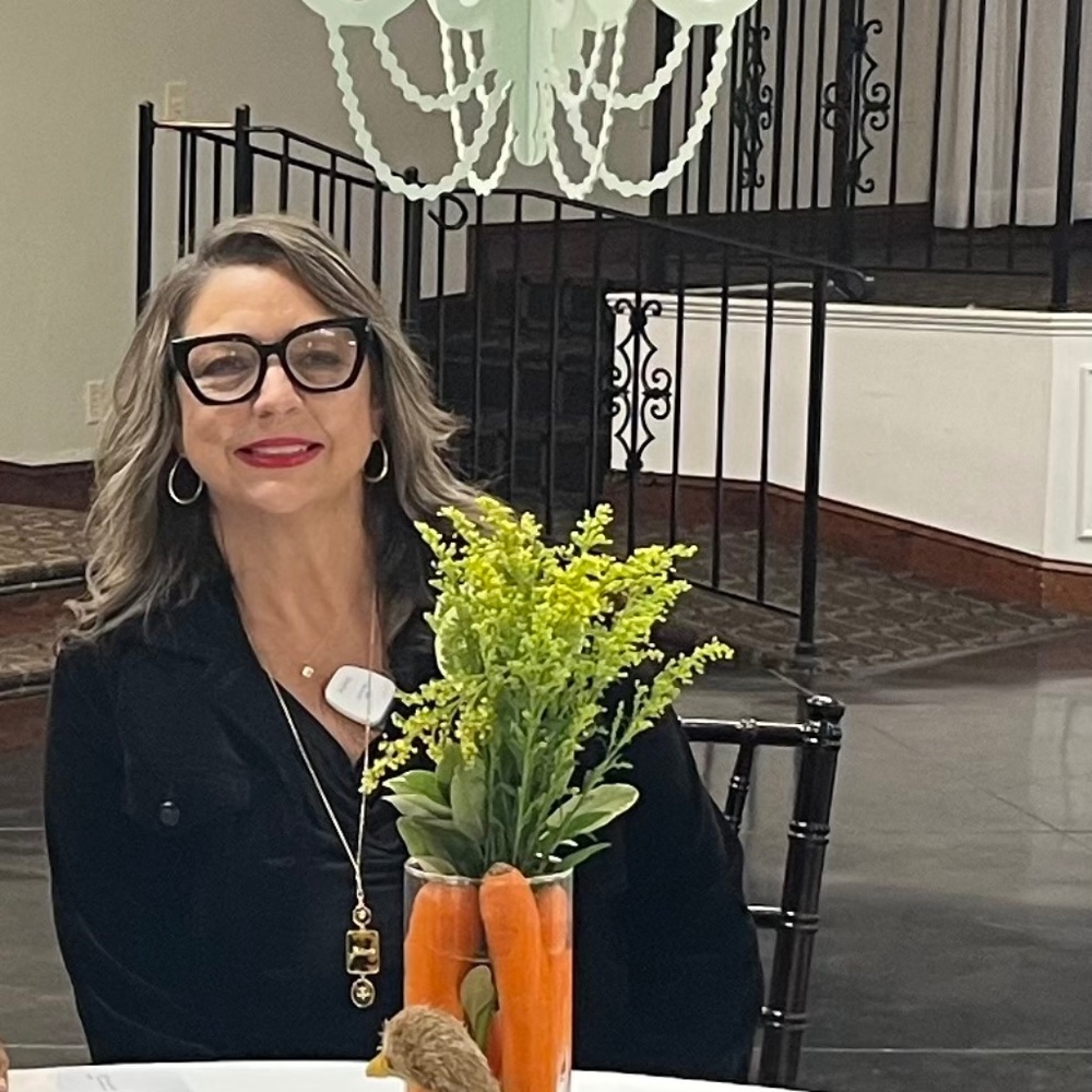 Meet your Posher, Amy